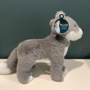 Salesforce Blaze The Wolf Trailhead mascot plush NWT